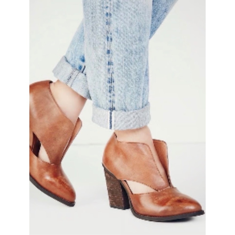 Jeffrey Campbell Free People Joe Leather Cutout Booties Tan Brown 9.5